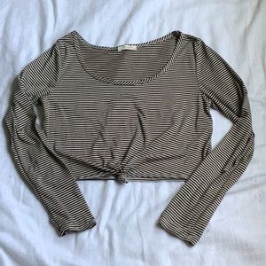 🔥Olivia Rae Knotted Front Shirt Size XLarge🔥